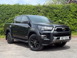 Used Toyota Hilux 2.8 D-4D Invincible X Pickup Double Cab 4dr Diesel Auto 4WD Euro 6 (s/s) (204 ps) full
