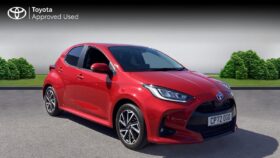Used Toyota Yaris 1.5 VVT-h Design E-CVT Euro 6 (s/s) 5dr