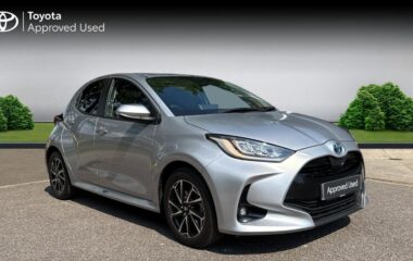 Used Toyota Yaris 1.5 VVT-h Design Hatchback 5dr Petrol Hybrid E-CVT Euro 6 (s/s) (116 ps)