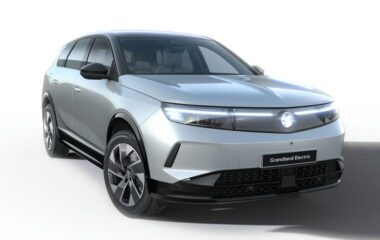 Used Vauxhall Grandland Electric 73kWh GS Auto 5dr