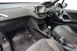 Used Peugeot 2008 1.2 PureTech Allure Premium Euro 6 (s/s) 5dr full