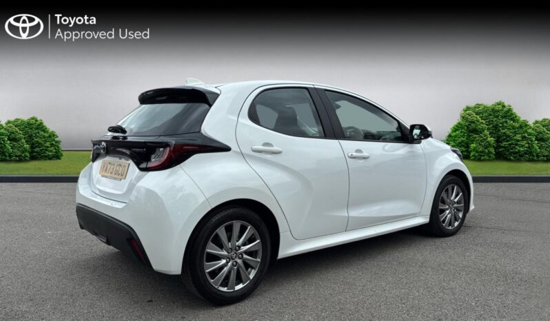 Used Toyota Yaris 1.5 VVT-h Icon E-CVT Euro 6 (s/s) 5dr full