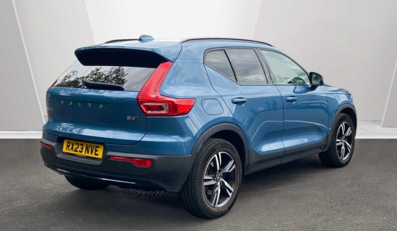 Used Volvo XC40 Plus, B4 AWD mild hybrid, Petrol, Dark full
