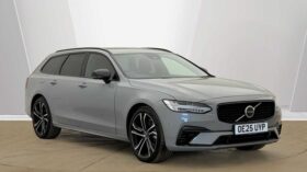 Used Volvo V90 Ultra, T8 AWD Plug-in hybrid, Electric/Petrol, Dark