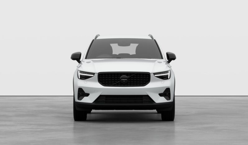 Used Volvo XC40 Plus Pro full