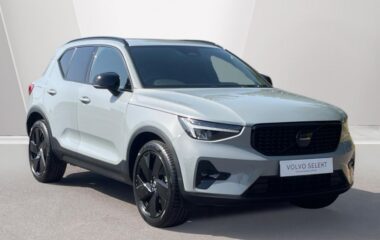 Used Volvo XC40 Black Edition Plus, B4 Mild hybrid, Petrol