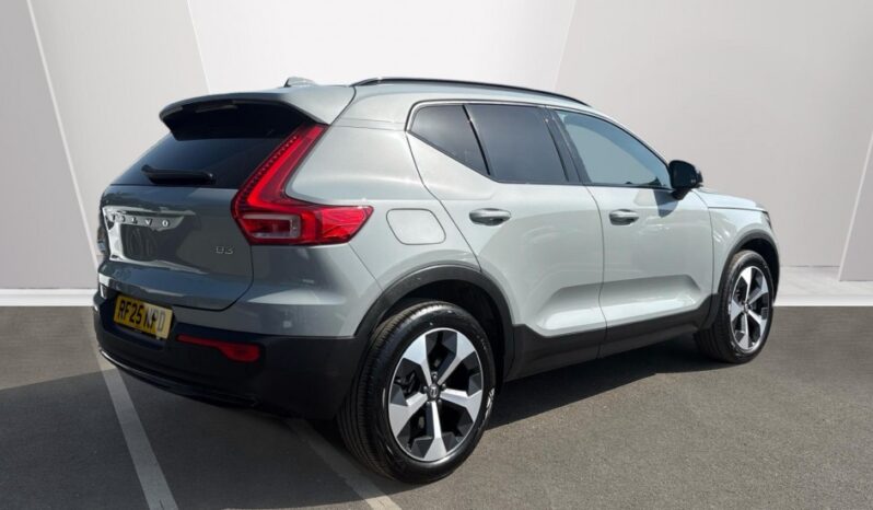 Used Volvo XC40 Plus, B3 Mild hybrid, Petrol, Dark full