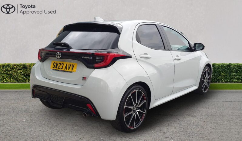 Used Toyota Yaris 1.5 VVT-h GR SPORT E-CVT Euro 6 (s/s) 5dr full