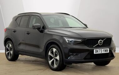 Used Volvo XC40 Ultimate, B3 Mild hybrid, Petrol, Dark