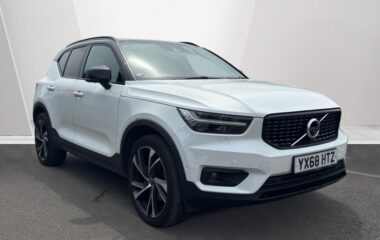 Used Volvo XC40 T5 AWD R-Design Automatic