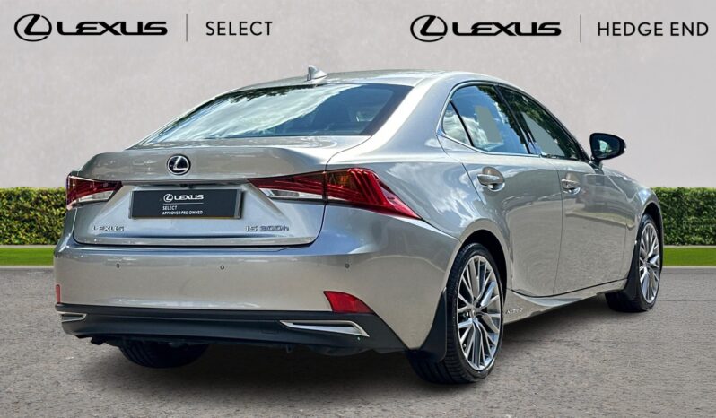 Used Lexus IS 2.5 300h Saloon 4dr Petrol Hybrid E-CVT Euro 6 (s/s) (223 ps) full