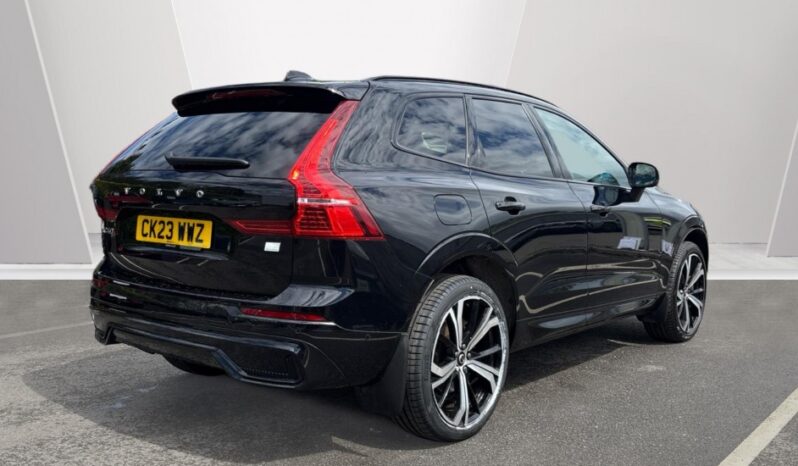 Used Volvo XC60 Recharge Ultimate, T8 AWD plug-in hybrid, Electric/Petrol, Dark full