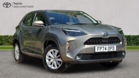 Used Toyota Yaris Cross 1.5 VVT-h Icon SUV 5dr Petrol Hybrid E-CVT Euro 6 (s/s) (116 ps)
