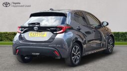 Used Toyota Yaris 1.5 VVT-h Design E-CVT Euro 6 (s/s) 5dr full