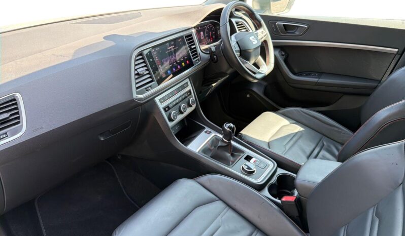 Used SEAT Ateca 1.5 TSI EVO FR Black Edition 5dr full