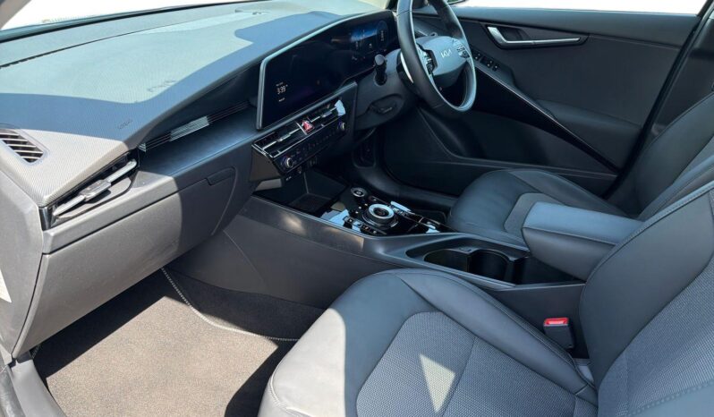 Used Kia Niro 64.8 kWh 3 full