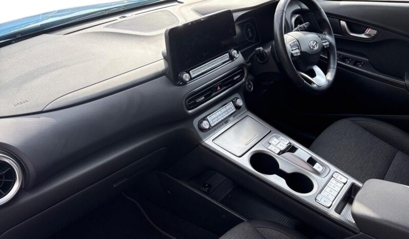 Used Hyundai Kona 64kWh Premium Auto 5dr (10.5kW Charger) full
