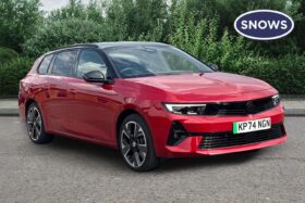 Used Vauxhall Astra 54kWh Ultimate Sports Tourer Auto 5dr