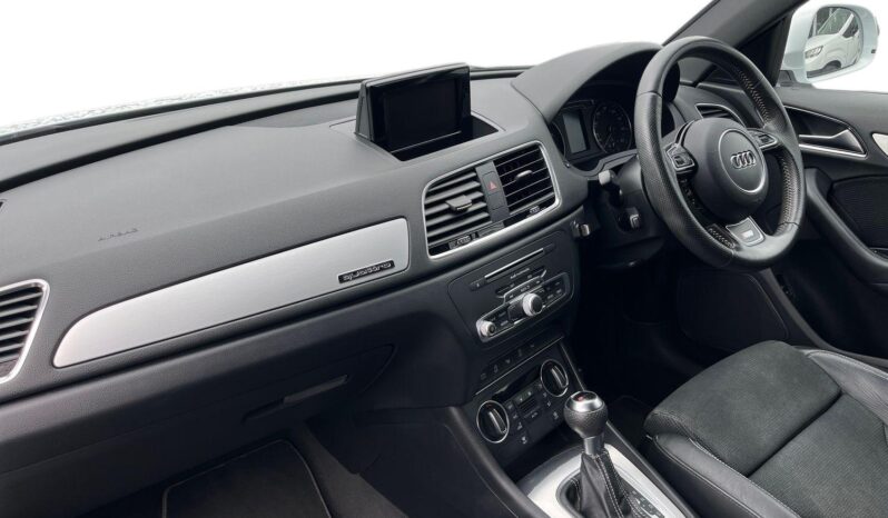Used Audi Q3 2.0 TFSI S line S Tronic quattro Euro 6 (s/s) 5dr full