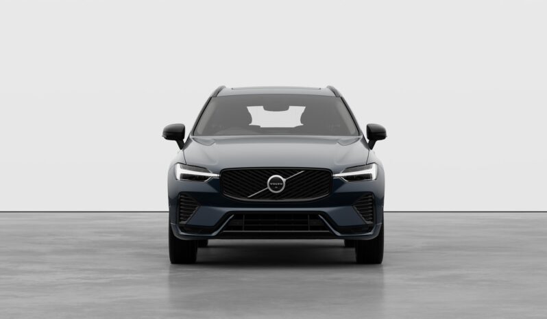 Used Volvo XC60 Plus full