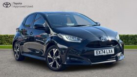 Used Toyota Yaris 1.5 VVT-h Design E-CVT Euro 6 (s/s) 5dr