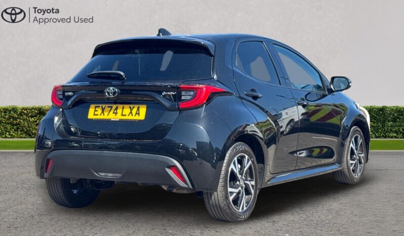 Used Toyota Yaris 1.5 VVT-h Design E-CVT Euro 6 (s/s) 5dr full