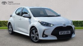 Used Toyota Yaris 1.5 VVT-h Icon E-CVT Euro 6 (s/s) 5dr