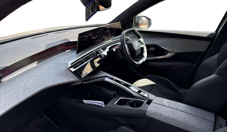 Used Peugeot 5008 73kWh GT Auto 5dr full