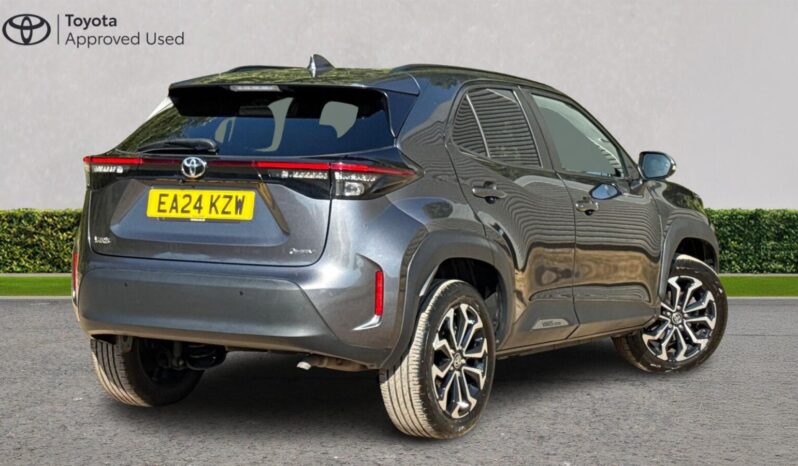 Used Toyota Yaris Cross 1.5 VVT-h Design SUV 5dr Petrol Hybrid E-CVT Euro 6 (s/s) (116 ps) full