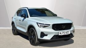 Used Volvo XC40 Black Edition Plus, B3 Mild hybrid, Petrol