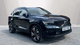 Used Volvo XC40 Ultimate, B4 mild hybrid, Petrol, Dark