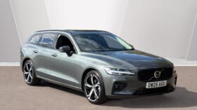 Used Volvo V60 Ultra, B4 Mild hybrid, Petrol, Dark