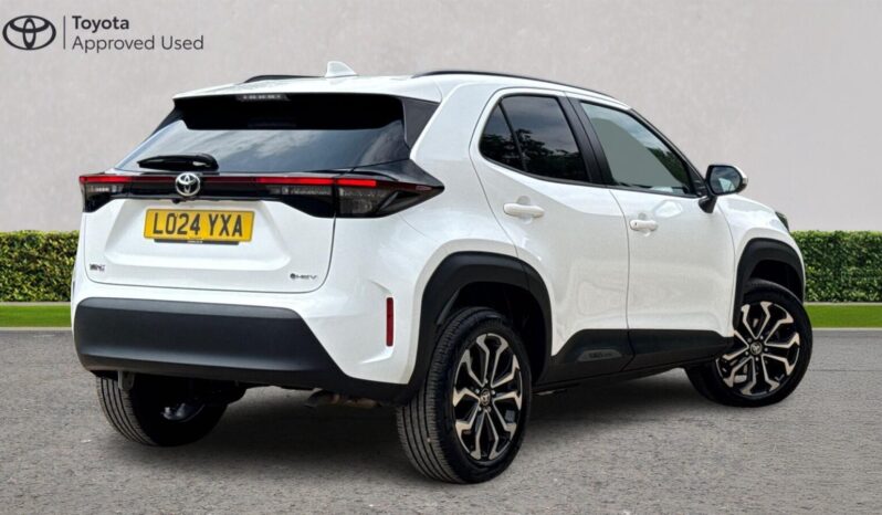 Used Toyota Yaris Cross 1.5 VVT-h Design SUV 5dr Petrol Hybrid E-CVT Euro 6 (s/s) (116 ps) full