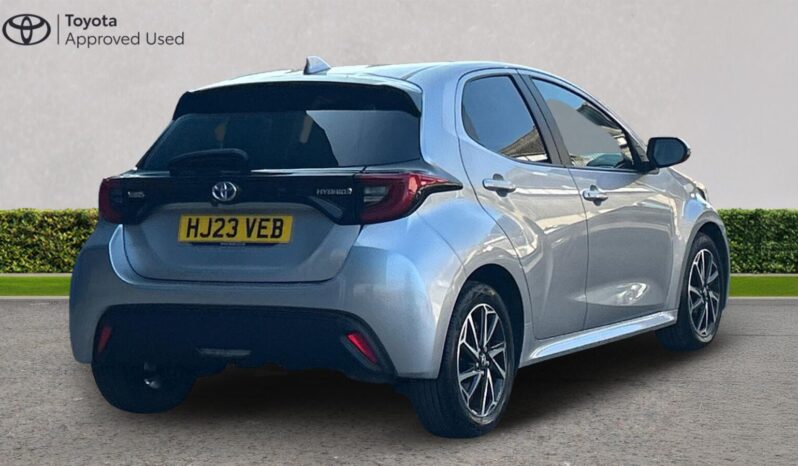 Used Toyota Yaris 1.5 VVT-h Design E-CVT Euro 6 (s/s) 5dr full