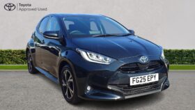 Used Toyota Yaris 1.5 VVT-h Design E-CVT Euro 6 (s/s) 5dr