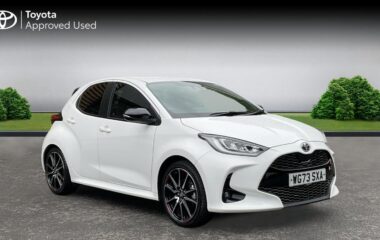 Used Toyota Yaris 1.5 VVT-h GR SPORT E-CVT Euro 6 (s/s) 5dr