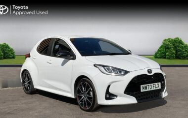 Used Toyota Yaris 1.5 VVT-h GR SPORT E-CVT Euro 6 (s/s) 5dr