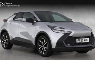 Used Toyota C-HR 2.0 VVT 13.6kWh Design CVT Euro 6 (s/s) 5dr