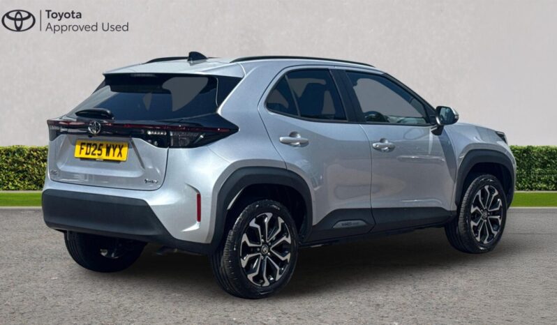 Used Toyota Yaris Cross 1.5 VVT-h Design E-CVT Euro 6 (s/s) 5dr full