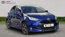 Used Toyota Yaris 1.5 VVT-h Design E-CVT Euro 6 (s/s) 5dr