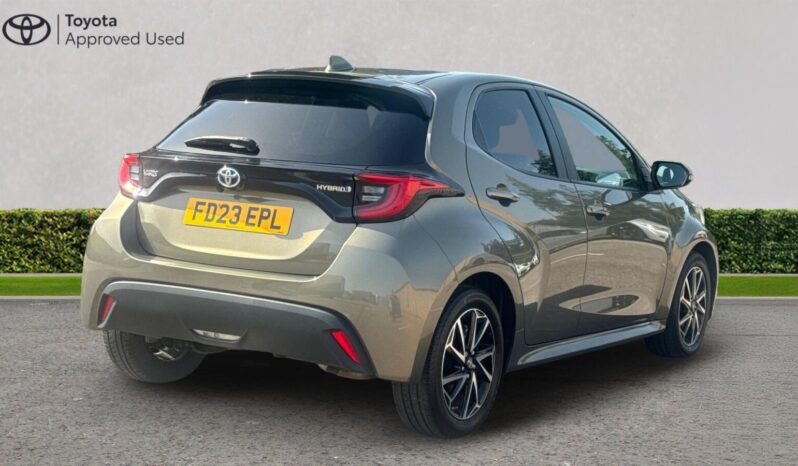 Used Toyota Yaris 1.5 VVT-h Design Hatchback 5dr Petrol Hybrid E-CVT Euro 6 (s/s) (116 ps) full
