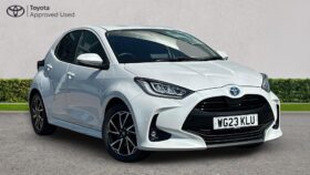 Used Toyota Yaris 1.5 VVT-h Design E-CVT Euro 6 (s/s) 5dr