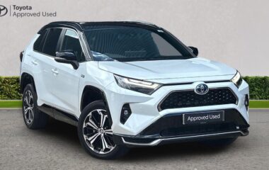 Used Toyota RAV4 2.5 VVT 18.1kWh Dynamic CVT 4WD Euro 6 (s/s) 5dr