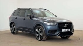 Used Volvo XC90 Recharge Ultimate, T8 AWD plug-in hybrid, Electric/Petrol, Dark, 7 Seats