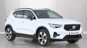 Used Volvo XC40 Plus, B3 Mild hybrid, Petrol, Dark