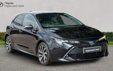Used Toyota Corolla 1.8 VVT-h Design CVT Euro 6 (s/s) 5dr