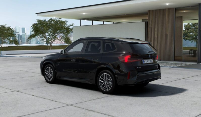 Used BMW iX1 20 66.5kWh M Sport Auto eDrive 5dr (11kW Charger) full