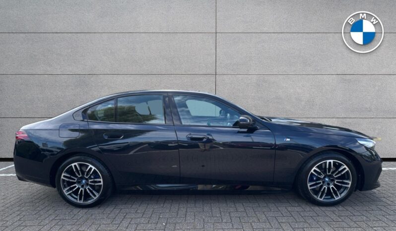 Used BMW i5 i5 eDrive40 M Sport Saloon full