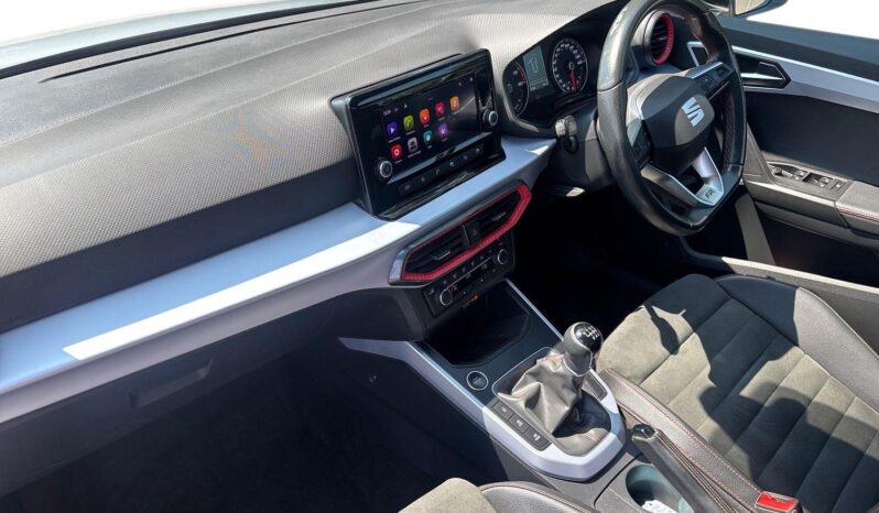Used SEAT Arona 1.0 TSI 110 FR Edition 5dr full