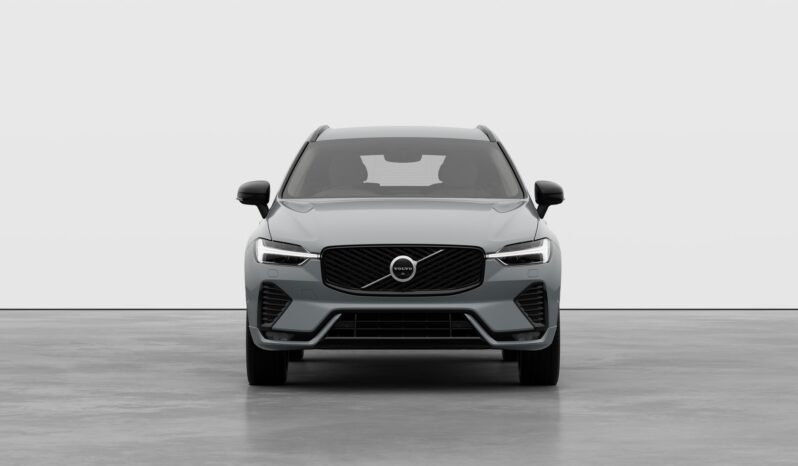 Used Volvo XC60 Plus Pro full